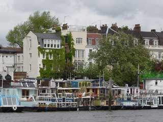 Houseboats at Chelsea Wharf
