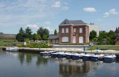 The landscaped moorings at Jeumont are handy for the supermarket