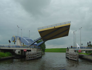 Slauerhoffbrug - winner of the most unusual lift bridge design