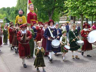 The revelling giants of Bergen Op Zoom