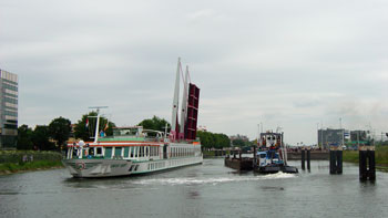 'Flotel' Swiss Ruby at Middelburg